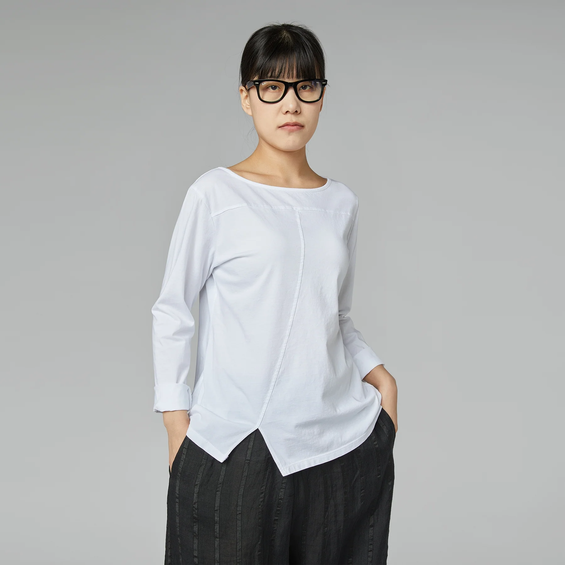 COTTON T-SHIRT WITH SPLIT SKY BLUE - Image 2