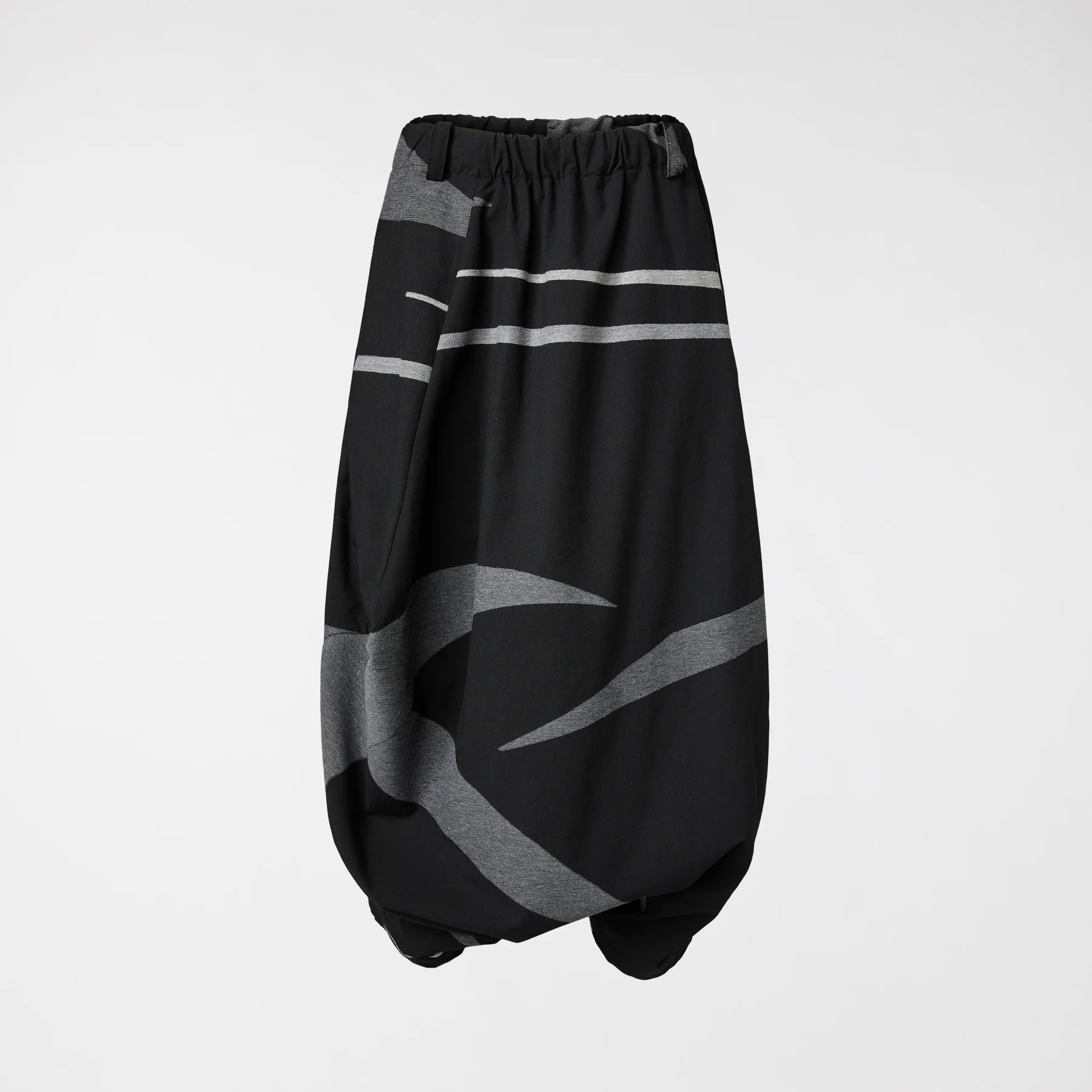 GEOMETRIC PATTERN PANTSKIRT