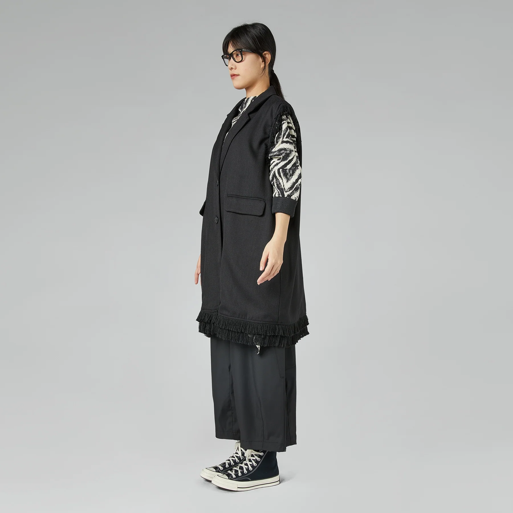 VEST WITH FRINGES - Image 3