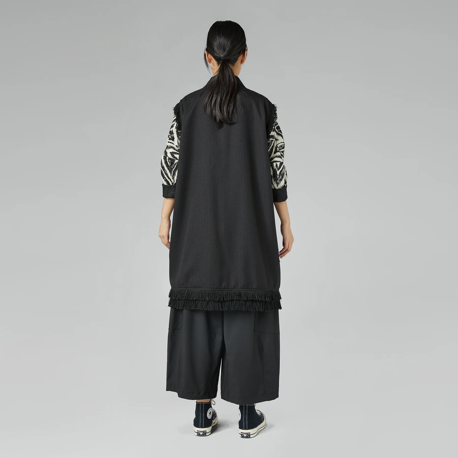 VEST WITH FRINGES - Image 4