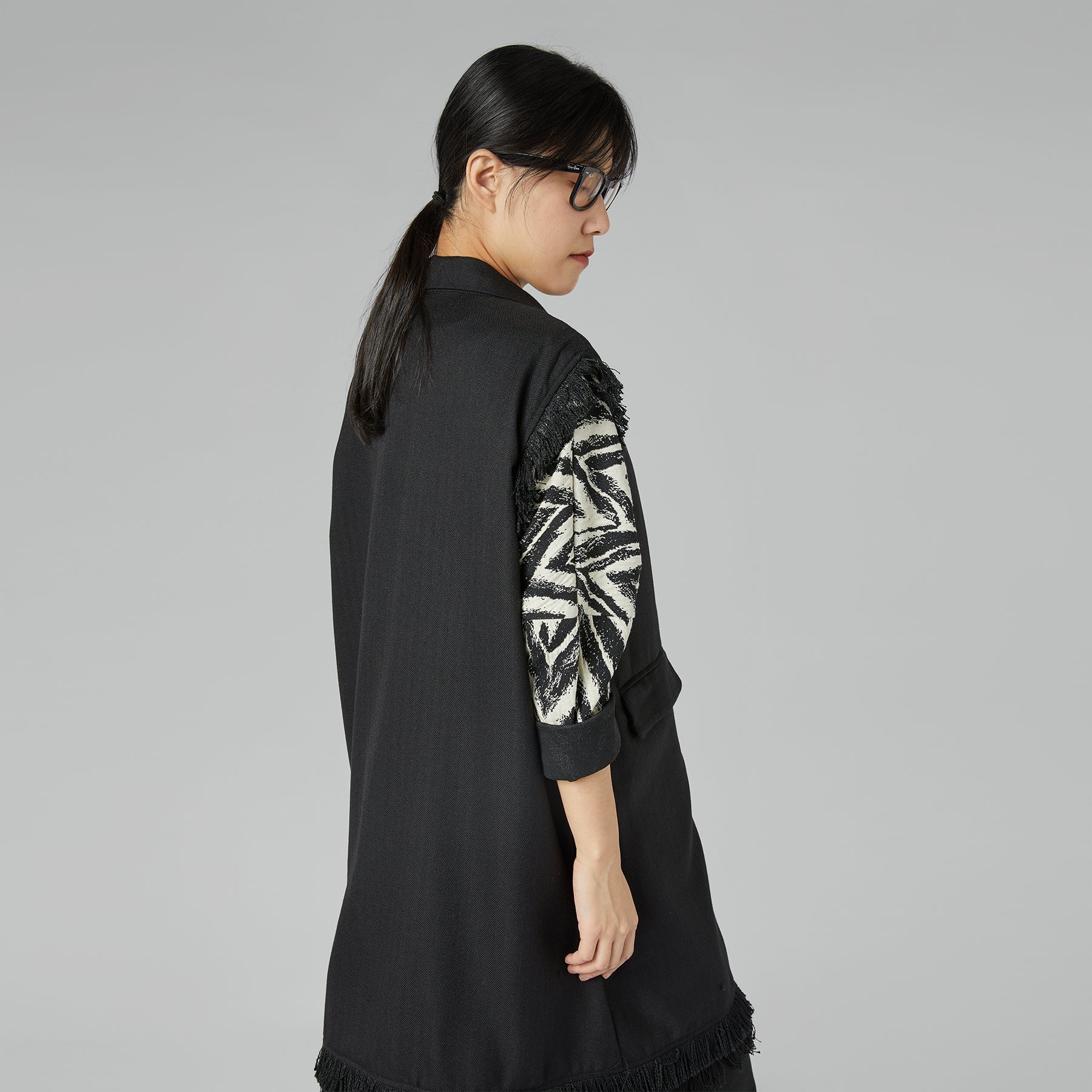 VEST WITH FRINGES - Image 5