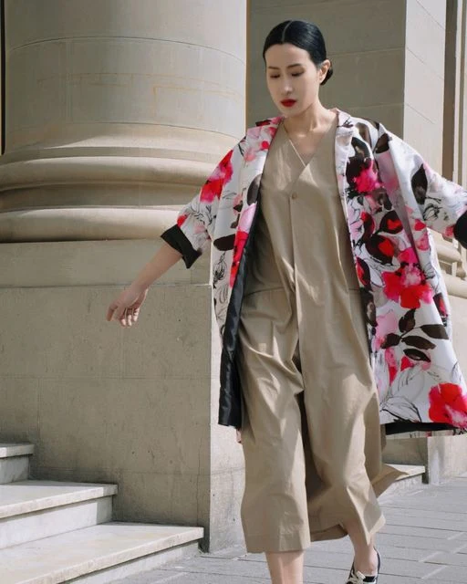 KIMONO JACKET IN PASTEL TONES FLOWERS - Image 6