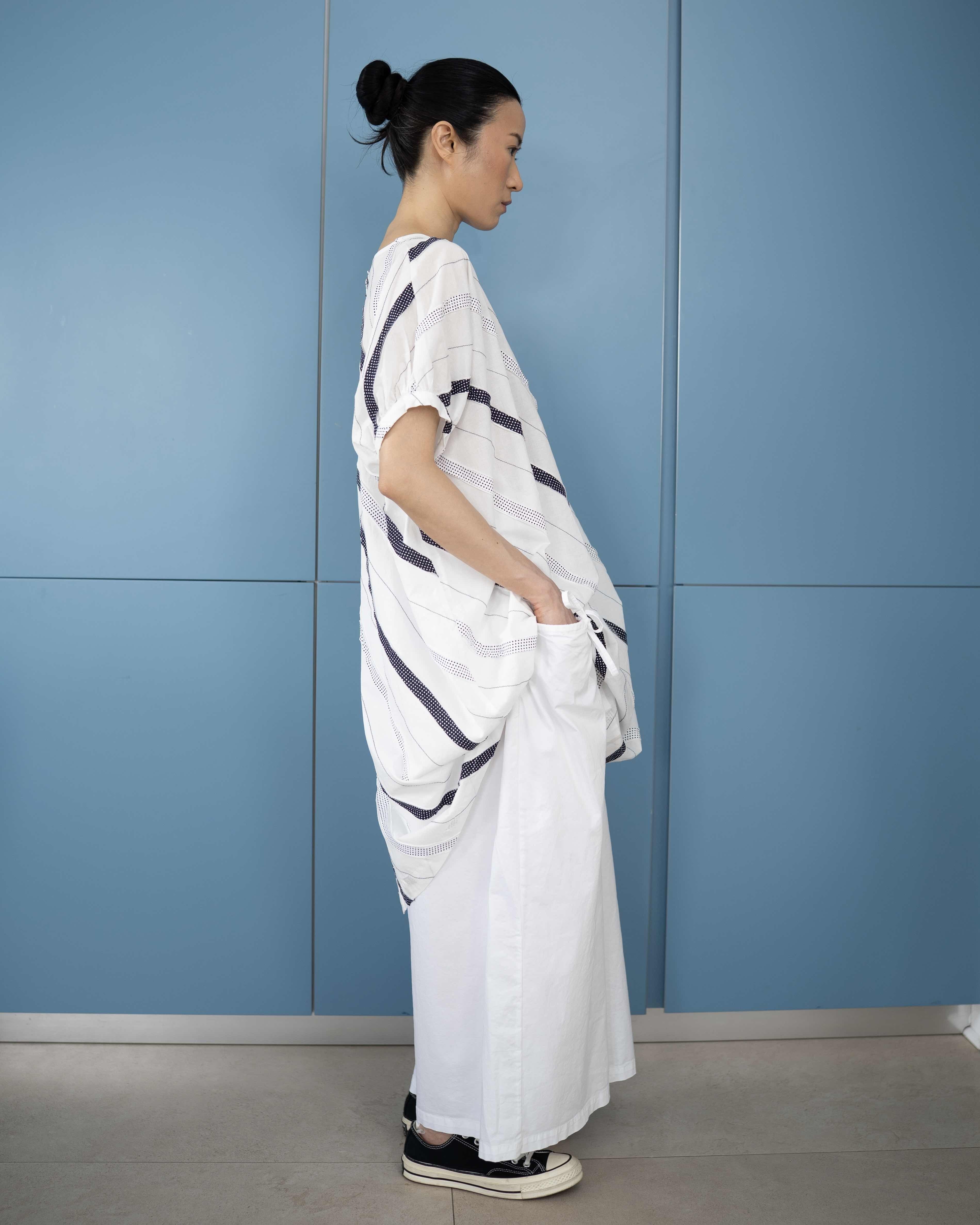 MAXI BLOUSE WITH APPLIED STRIPED PATTERN - Image 4