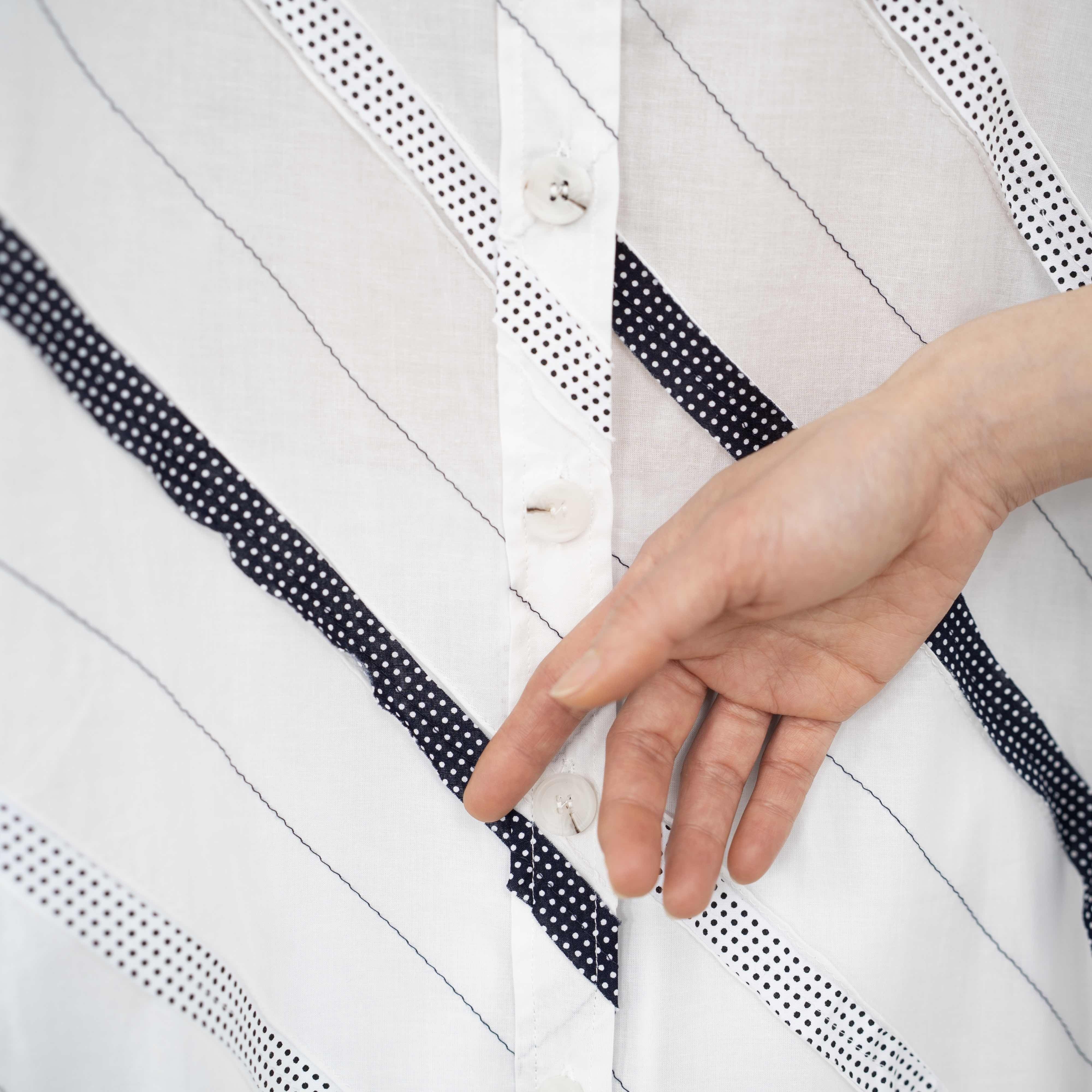 MAXI BLOUSE WITH APPLIED STRIPED PATTERN - Image 5