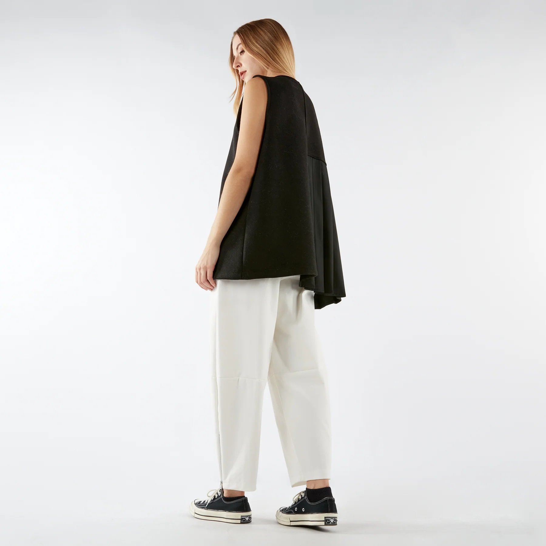 PANTS WITH ZIPPER DETAIL AT THE HEM - Image 14