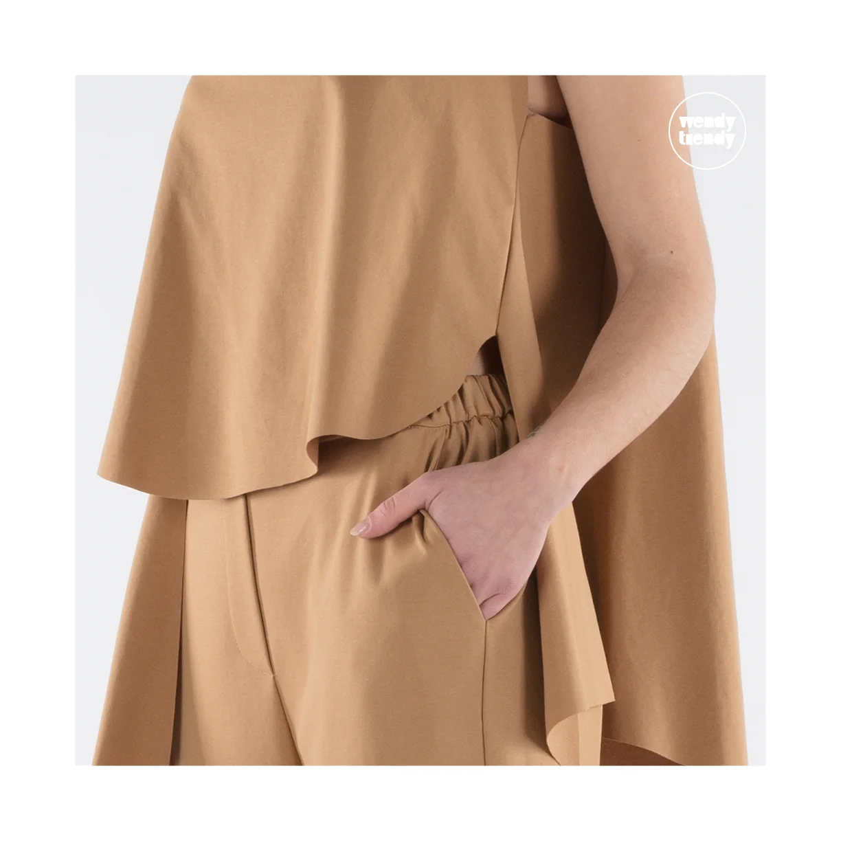 PANTS WITH ZIPPER DETAIL AT THE HEM - Image 5