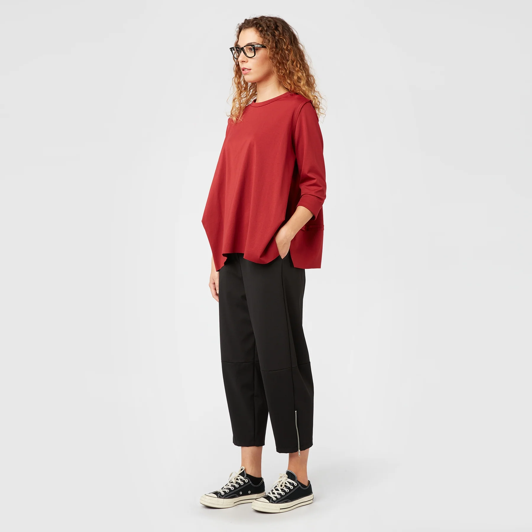 PANTS WITH ZIPPER DETAIL AT THE HEM - Image 9