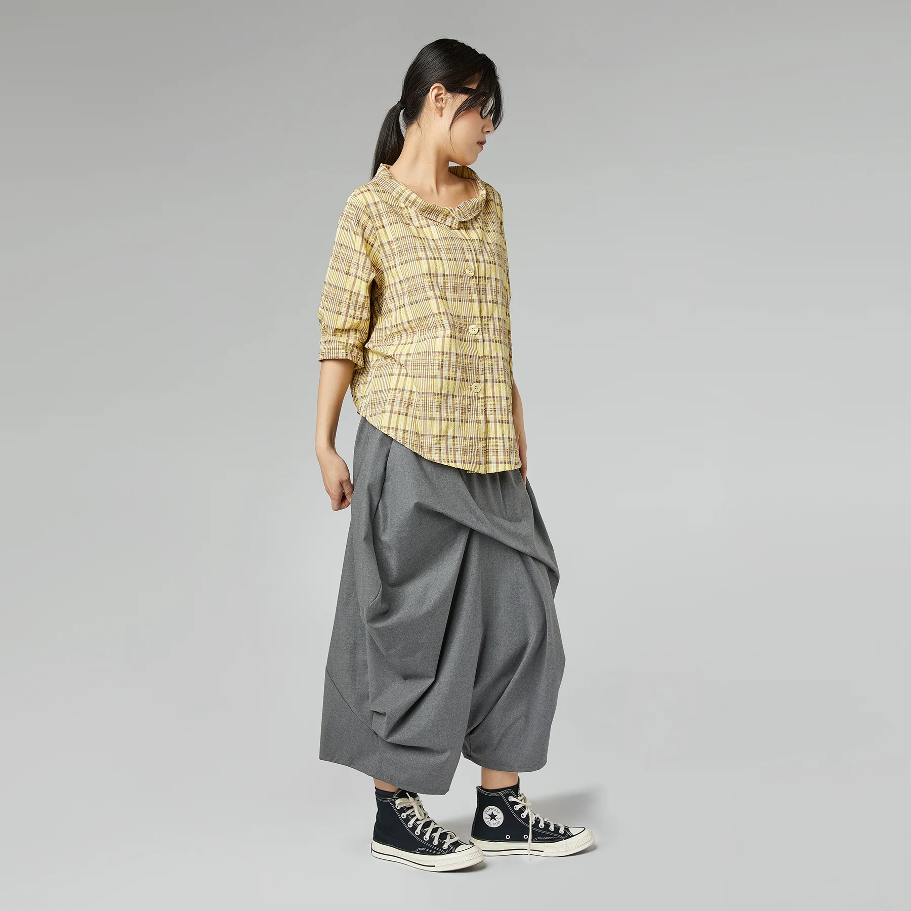 SKORT WITH PLEATS GRAY - Image 3