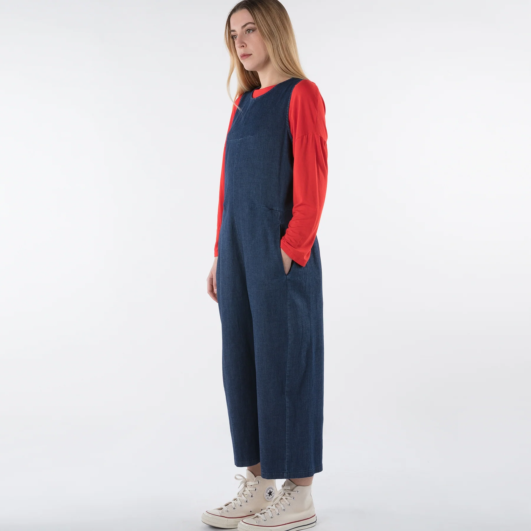 SLEEVELESS JUMPSUIT IN LIGHTWEIGHT DENIM - Image 3