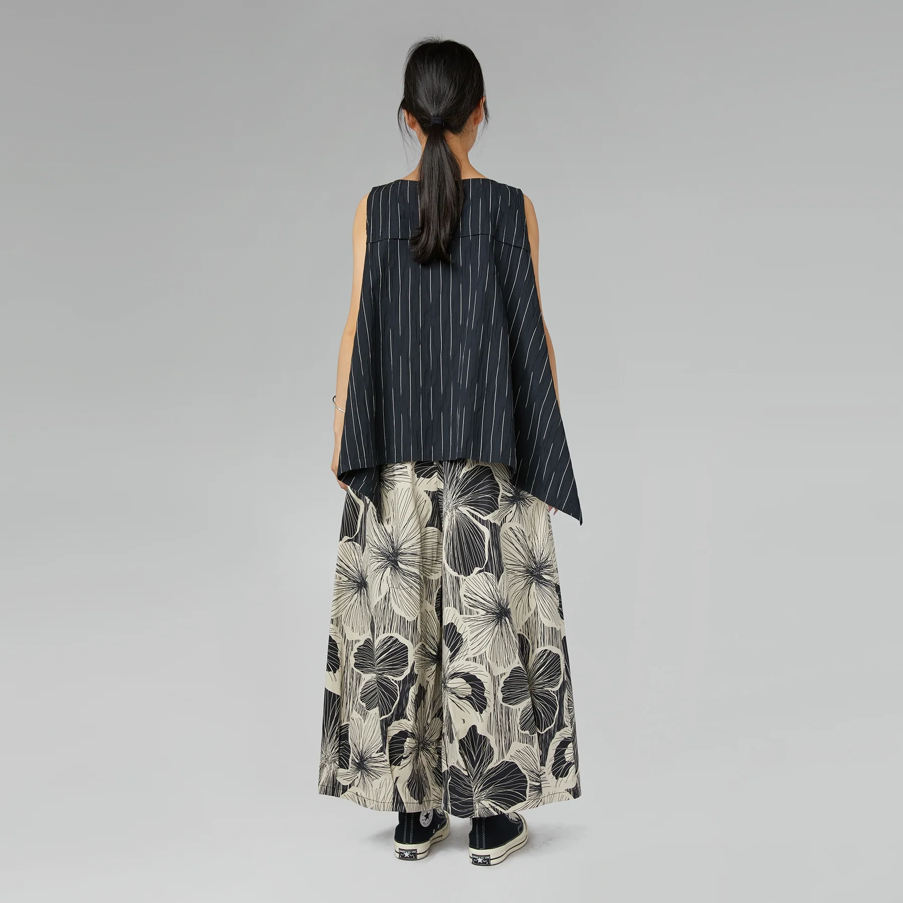 TOP WITH DETACHED PATTERN - Image 5
