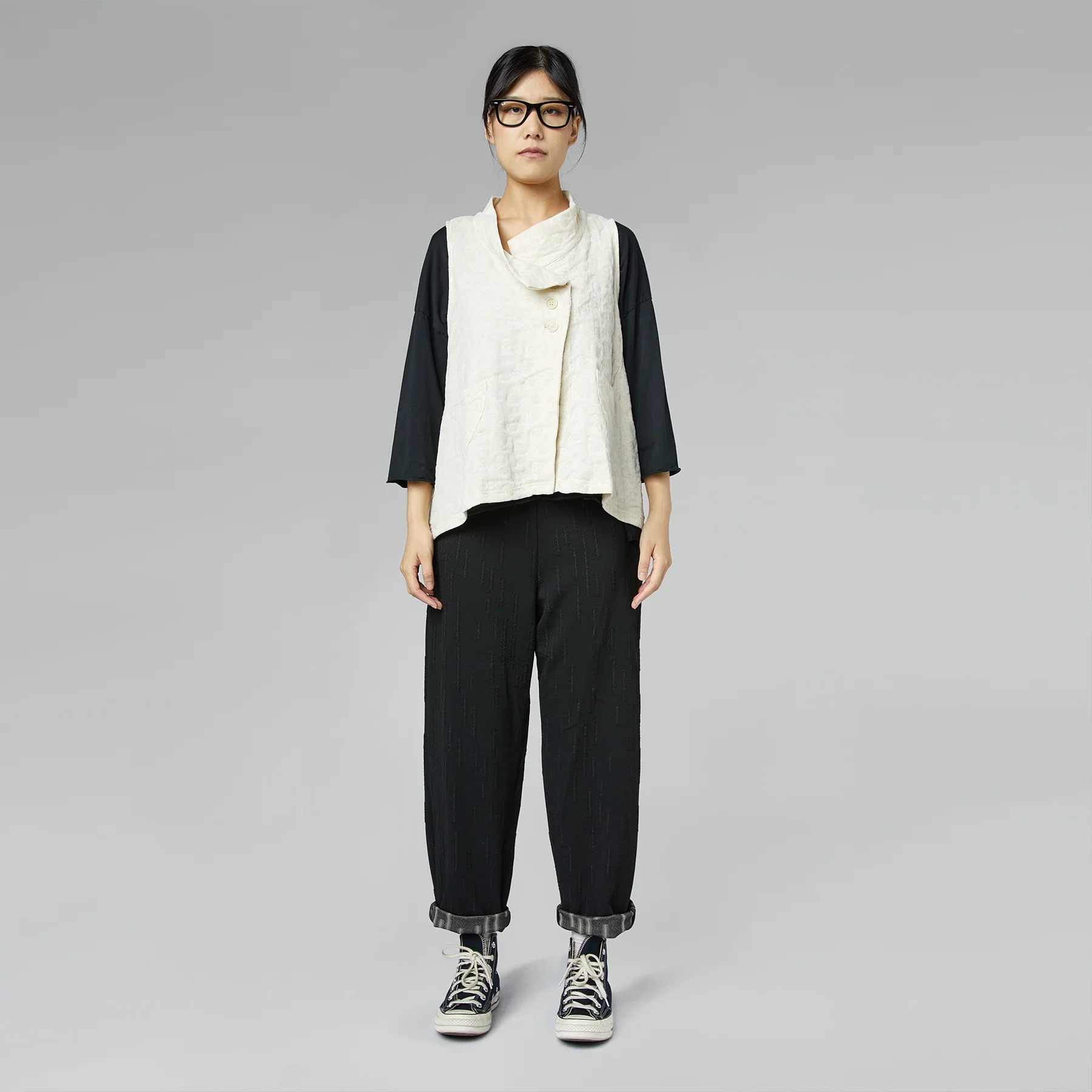 VEST WITH GOLDEN POLKA DOTS - Image 2