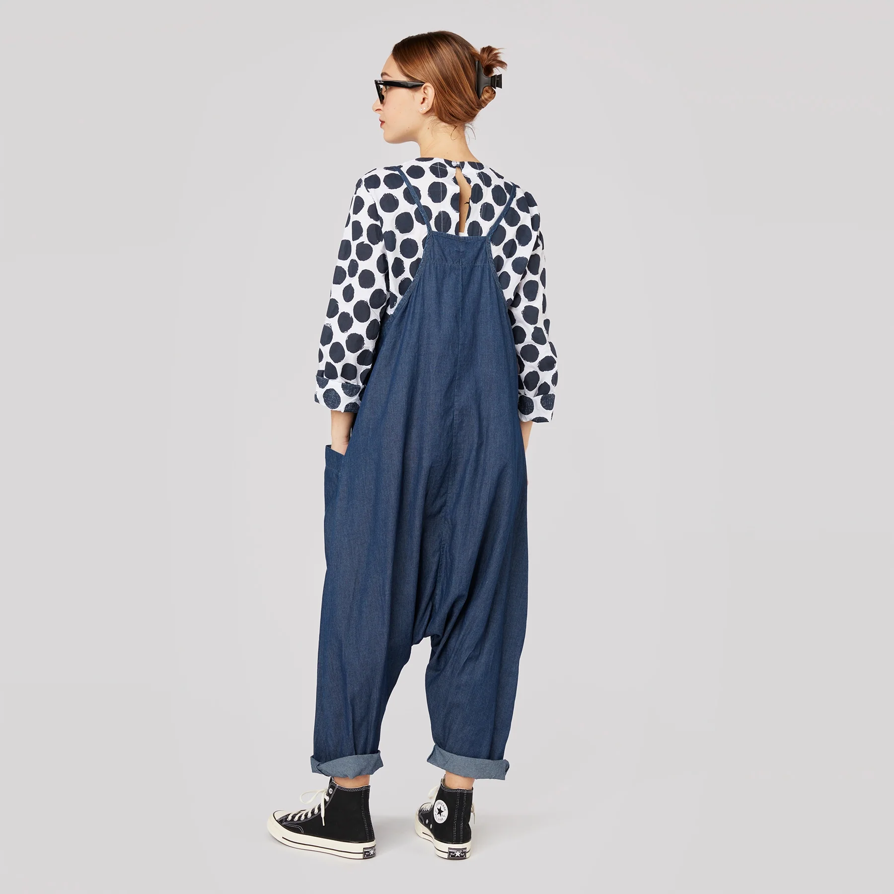 WIDE DUNGAREES IN LIGHTWEIGHT DENIM - Image 4